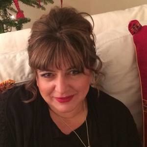 Meet your Posher, Azra